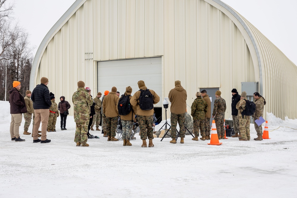 ARCTIC EDGE 2024: U.S. Marine Corps Maj. Gen. Kelliher attends Distinguished Visitor’s Day
