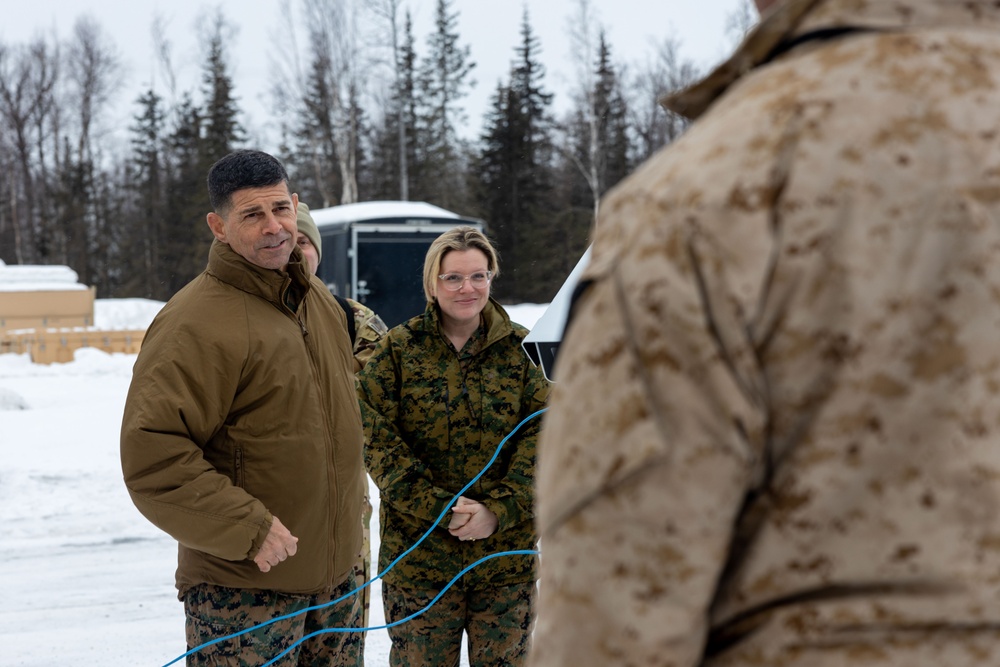 ARCTIC EDGE 2024: U.S. Marine Corps Maj. Gen. Kelliher attends Distinguished Visitor’s Day