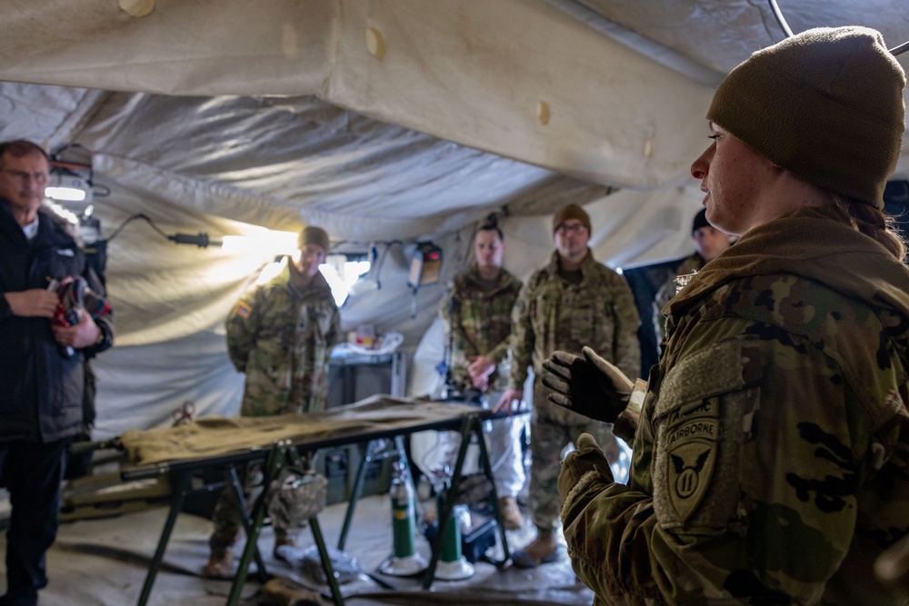 ARCTIC EDGE 2024: U.S. Marine Corps Maj. Gen. Kelliher attends Distinguished Visitor’s Day