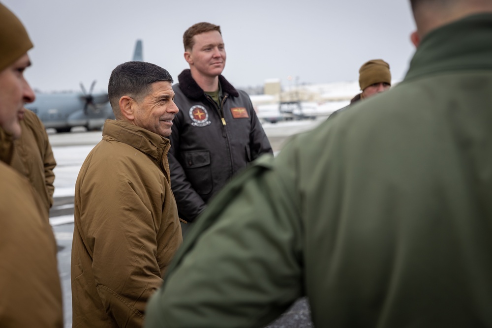 ARCTIC EDGE 2024: U.S. Marine Corps Maj. Gen. Kelliher attends Distinguished Visitor’s Day