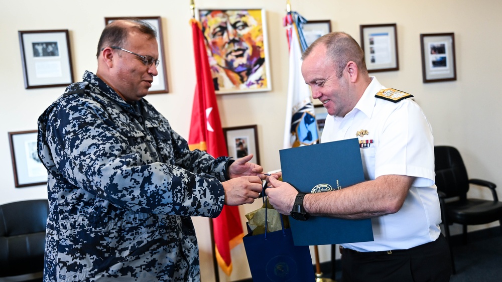 SOUTHCOM J5 Deputy Director for Allied Integration Visits the IADC