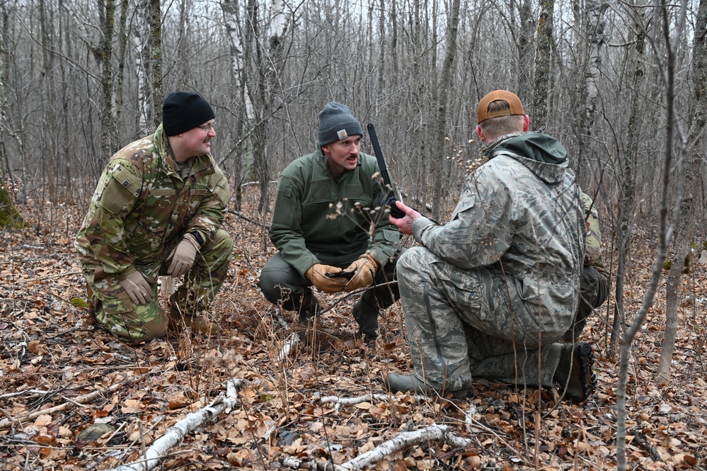 Bulldogs conduct Survival, Evasion, Resistance and Escape training