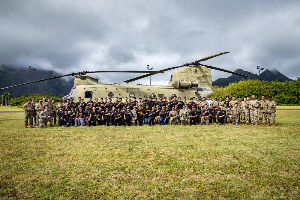 DVIDS - Images - Hawaii's Future Soldiers Take Flight in Hawaii Army ...