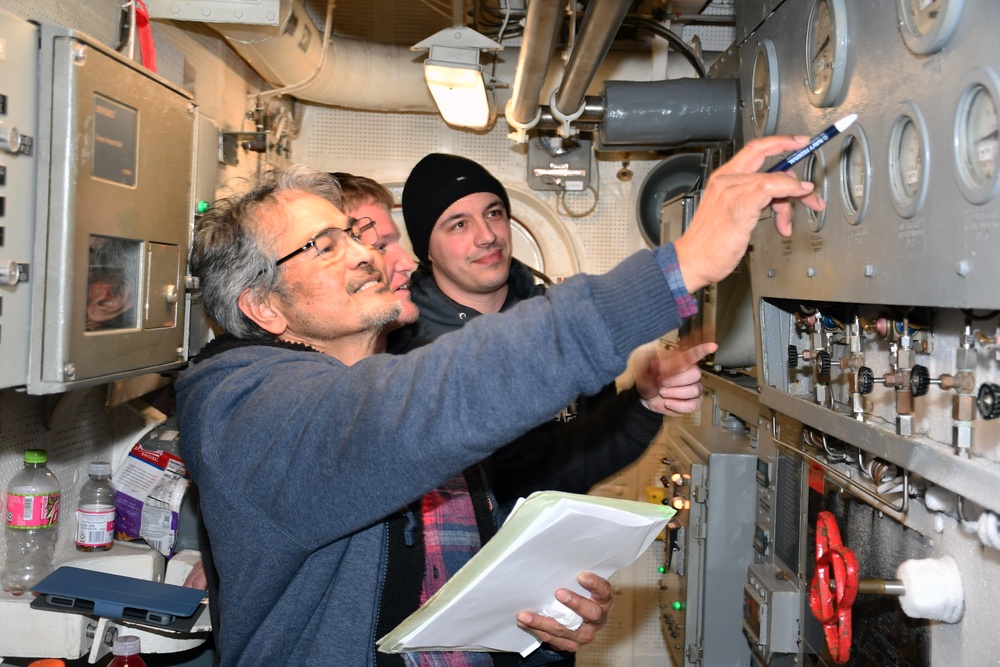 Norfolk Naval Shipyard’s Test and Tagout Division Supports USS Harry S. Truman (CVN 75) Availability and Sea Trials