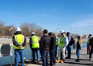 T.J. O'Brien Lock and Dam charrette conducted to find structural solutions for lock update