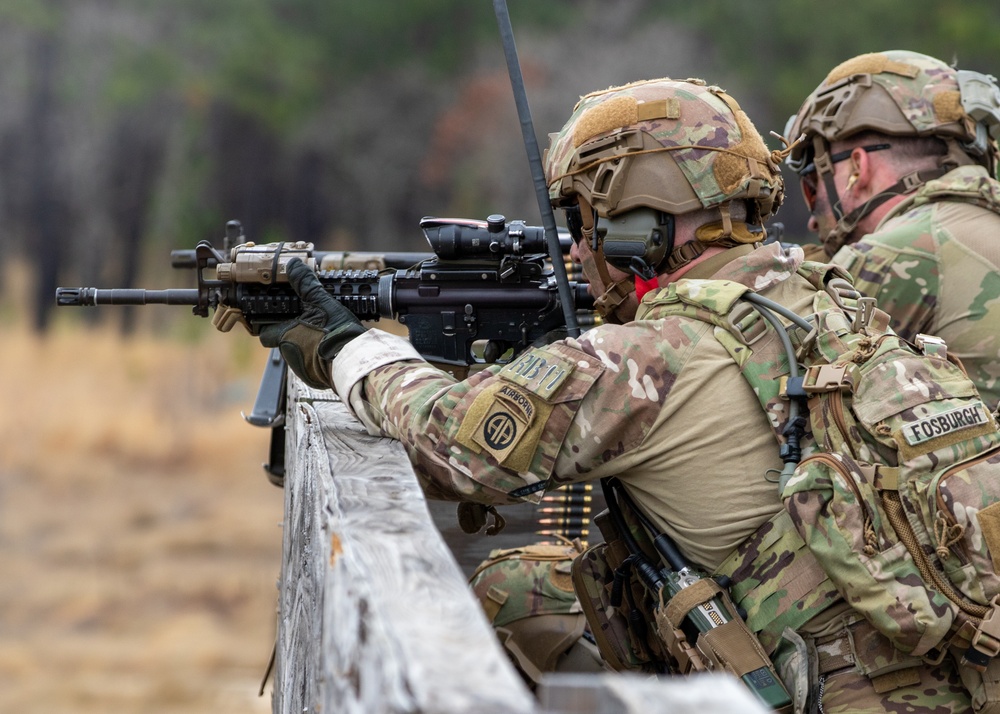 1-325 AIR Red Falcons conduct squad live-fire exercise