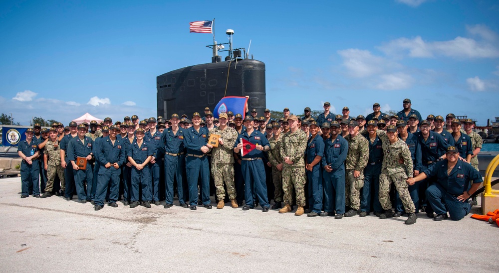 USS Annapolis Receives Battle E