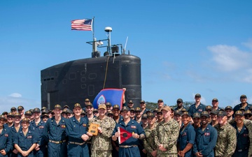 USS Annapolis Receives Battle E