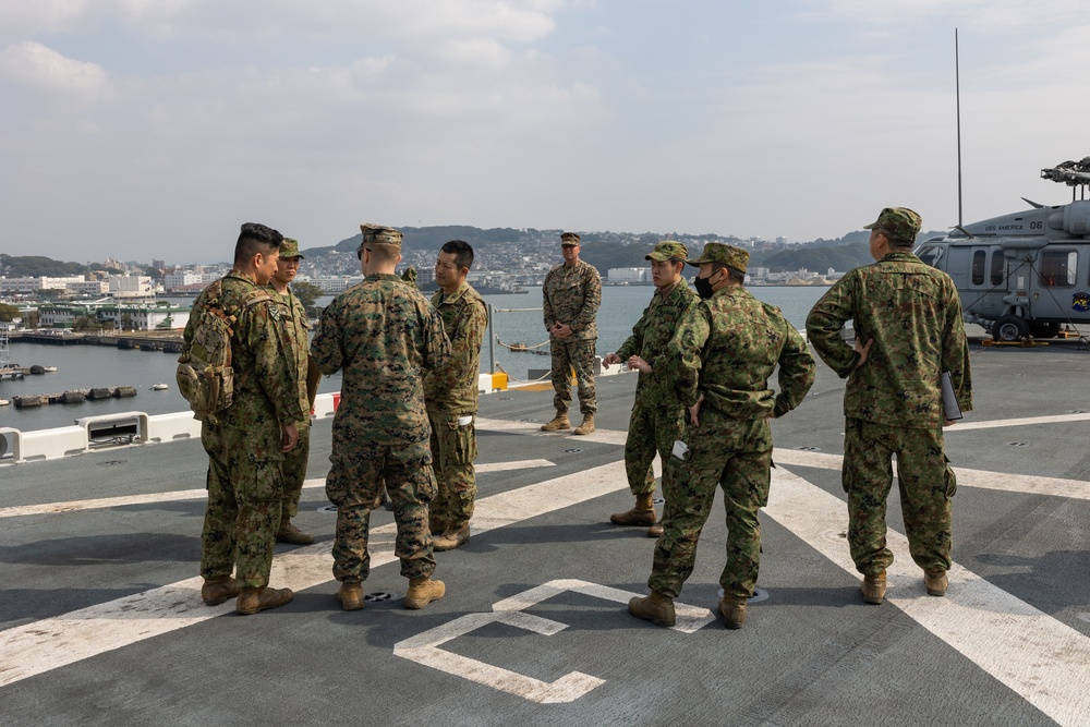 Japanese Self Defense Force tours USS America