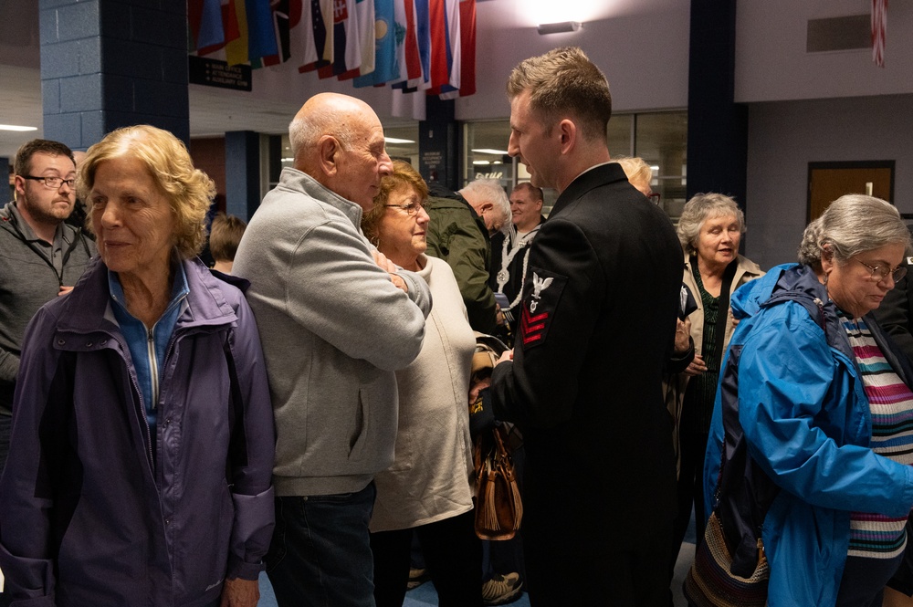 Navy Band Sea Chanters perform in Harrisonburg