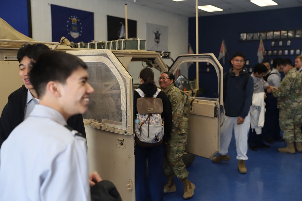 5th SFG(A) Legionnaires Visit Sierra Vista High School