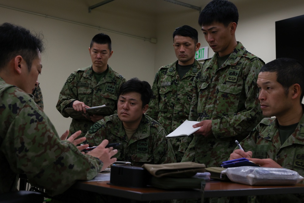 U.S. Marines and JGSDF Conduct SAVT Training