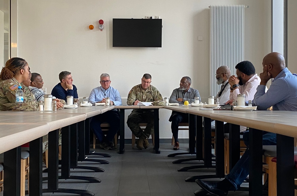 Army Food Program assessment team visits USAG Rheinland-Pfalz to learn what Soldiers want