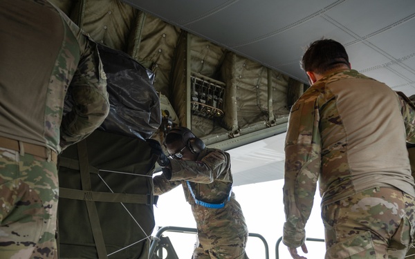 Airmen, Soldiers load AFCENT C-130s with humanitarian aid bound for Gaza
