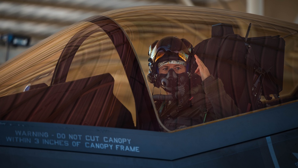 Sky’s the Limit: Women Pilots Take Flight at Luke AFB