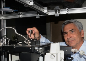 AI research robots key to ‘democratizing and revolutionizing science’, world-class AFRL researcher says