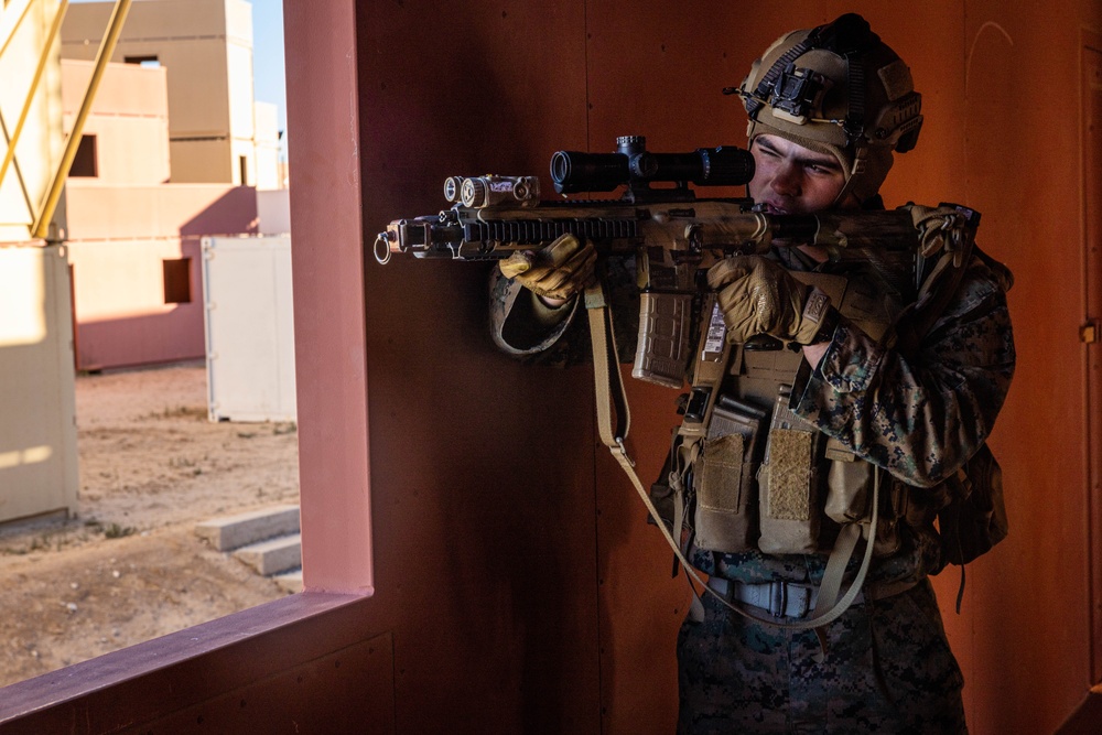 Marines with V26 use the new MCTIS gear during MWX, SLTE 2-24