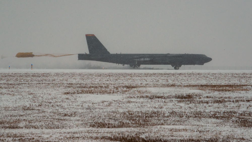 Minot B-52H Stratofortresses return from Bomber Task Force deployment