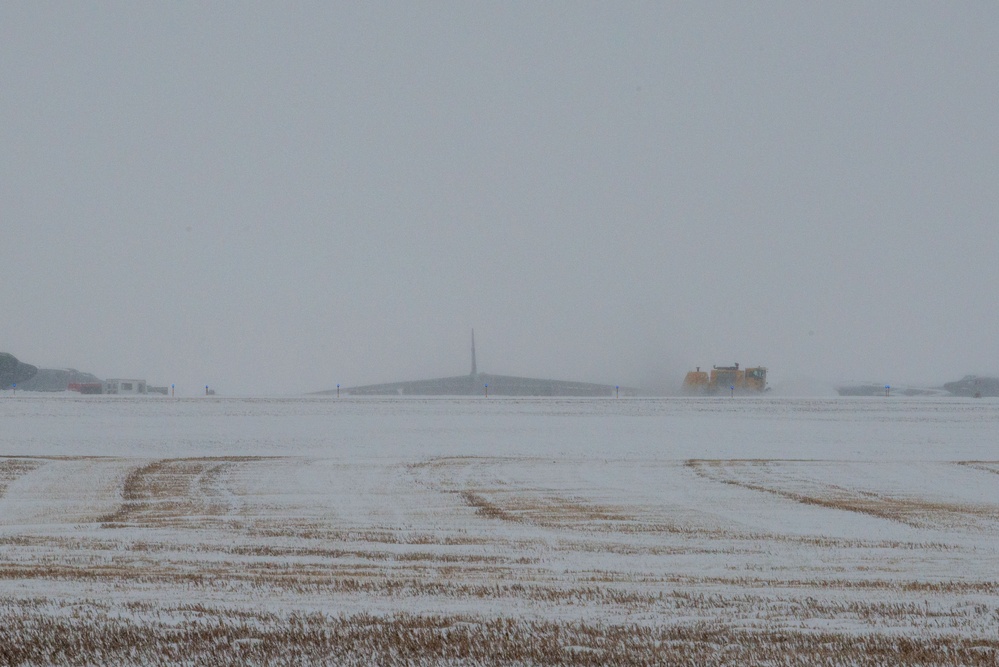 Minot B-52H Stratofortresses return from Bomber Task Force deployment