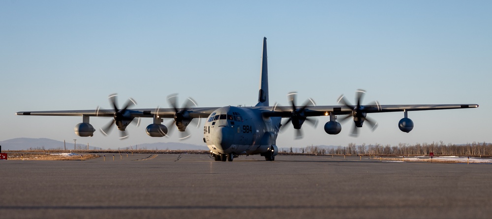 ARCTIC EDGE 2024: Fox 2/14 Marines conduct HIRAIN