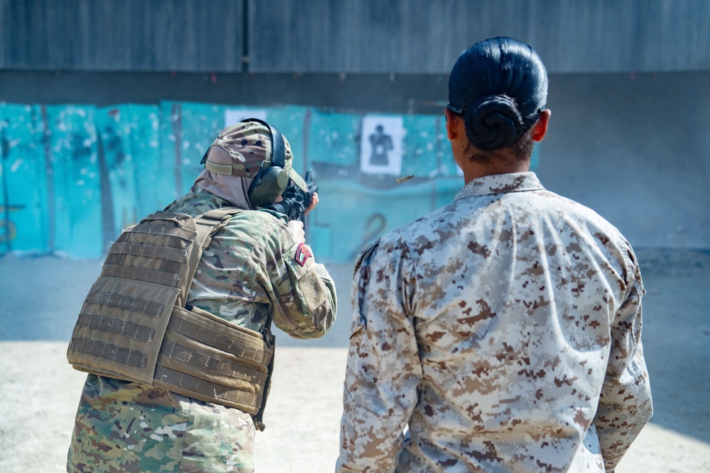 U.S. Marines, Jordanian Soldiers Conduct All-Female Marksmanship SMEE