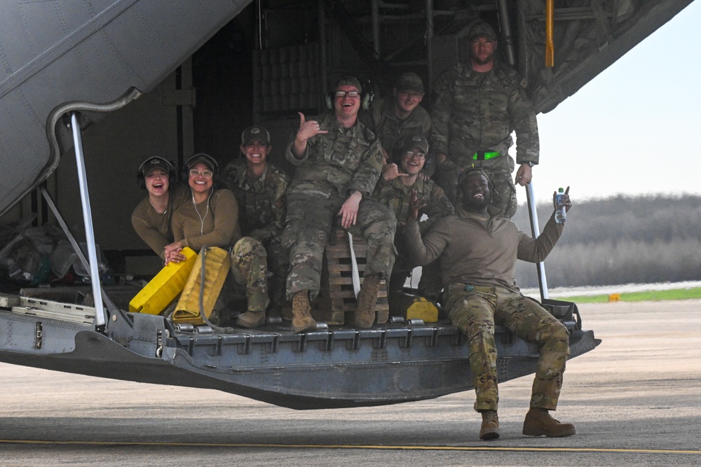 19 AW Airmen return to Home of Herk Nation