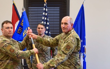 St Louis Air Guard unit welcomes new commander