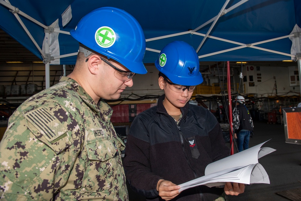 USS Essex In-Port Operations