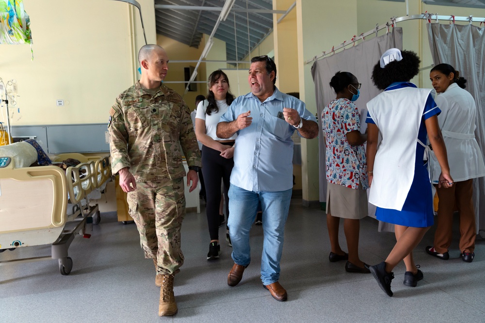 USAF surgical team tour hospital in St. Vincent