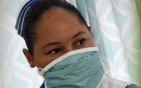 USAF surgical team tour hospital in St. Vincent