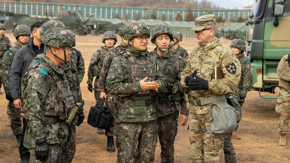 ROK Army general tours Freedom Shield 24, training site