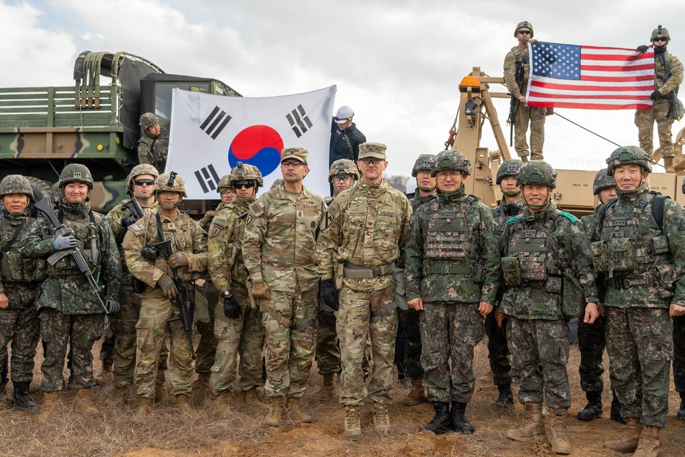 ROK Army general tours Freedom Shield 24, training site