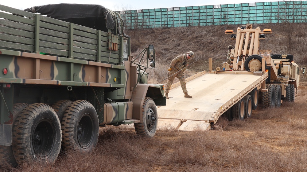 U.S. Soldiers and ROK soldiers train together, Freedom Shield 24