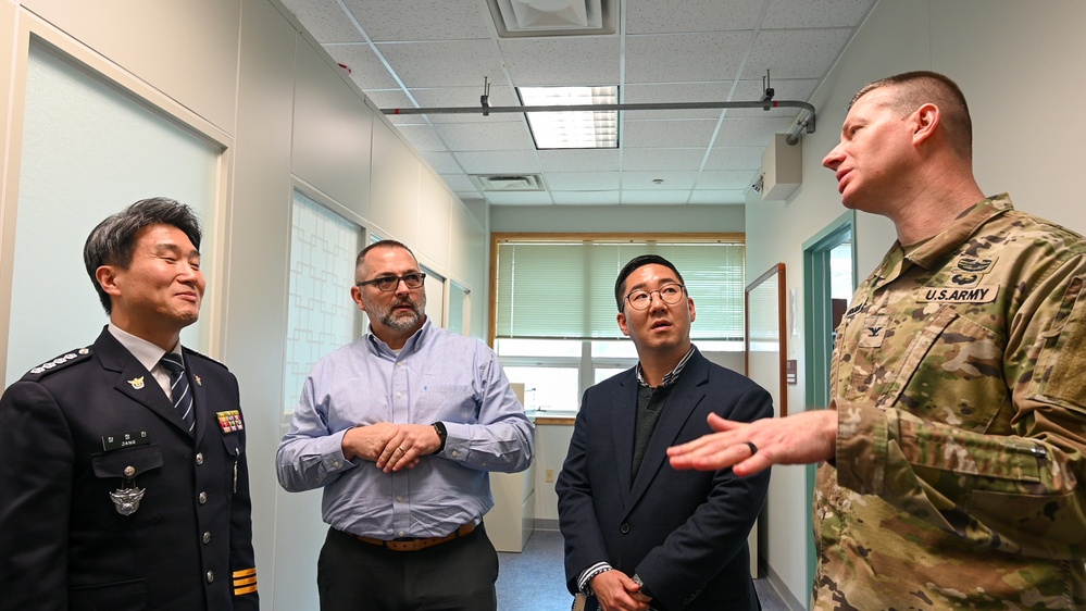 The USAG Humphreys Installation Commander meets the new Pyeongtaek Police Chief