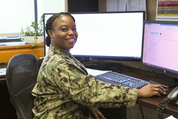NMCCL officer selected as one of Navy Medicine’s financial management officers of the year