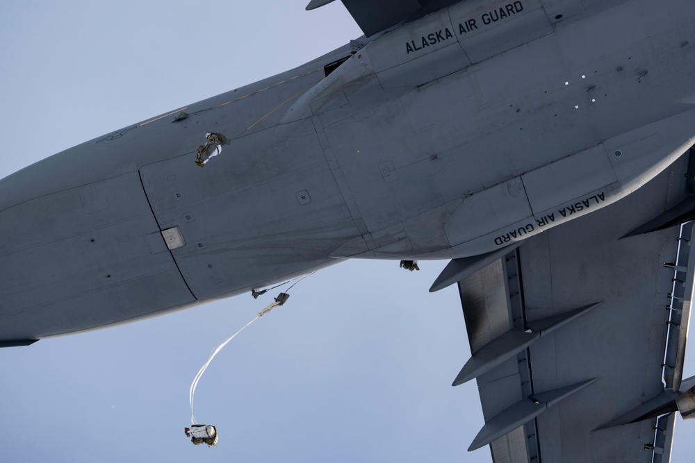 2-11 Airborne Paratroopers conduct all female jump for International Women’s Day