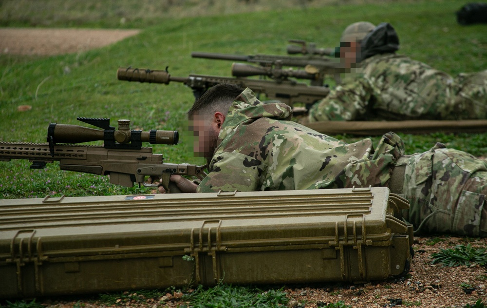 Greek special operations soldier shoots sniper