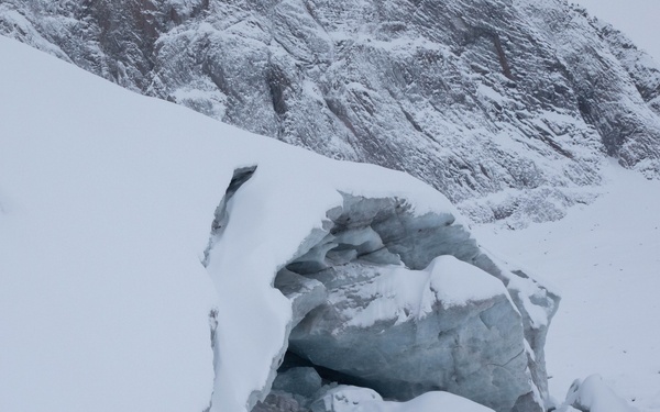 ARCTIC EDGE 24: SOMWTC &amp; DANSOF Trek Up Mountain