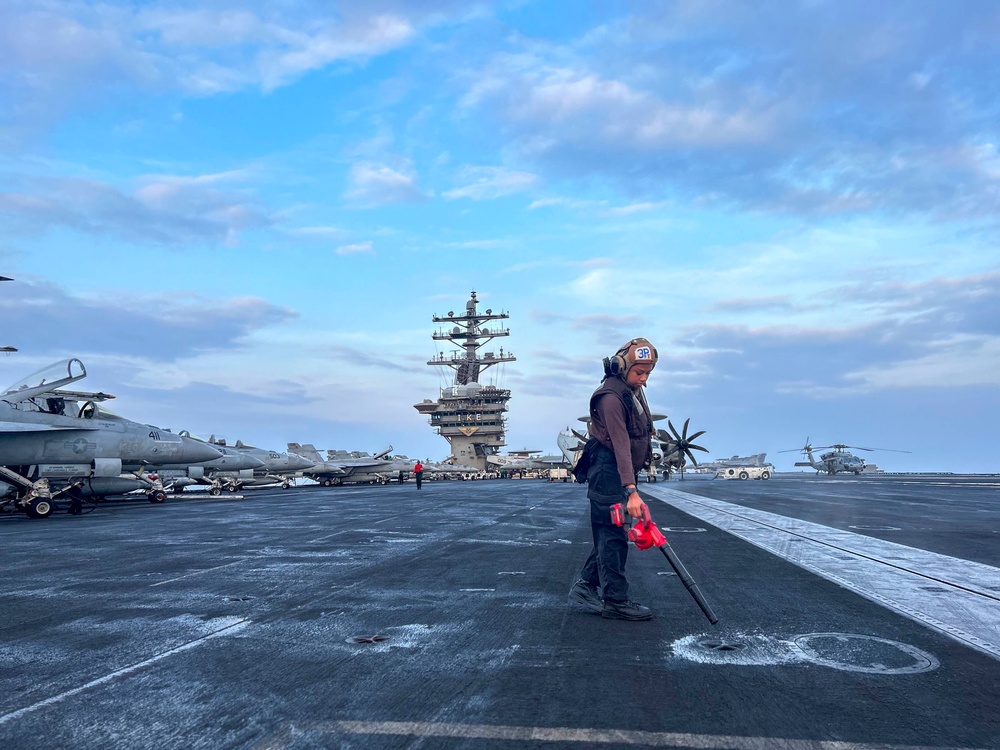 USS Dwight D. Eisenhower Conducts Routine Operations in the Red Sea