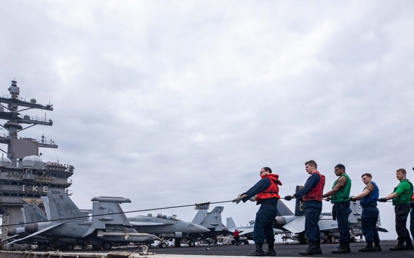 USS Dwight D. Eisenhower Conducts Vertical Replenishment with USNS Supply in the Red Sea