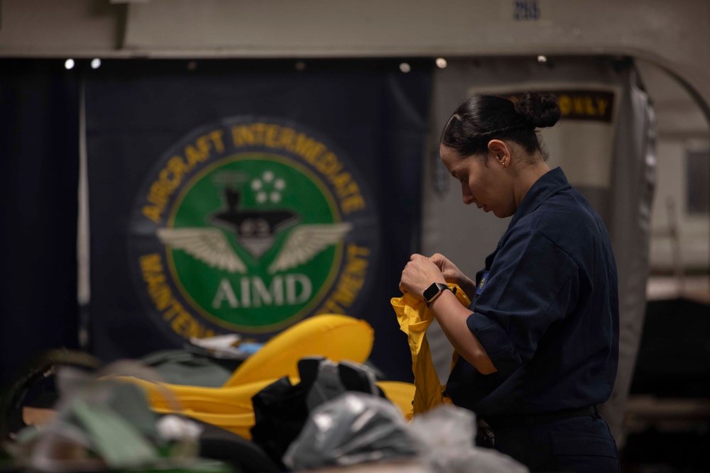 USS Dwight D. Eisenhower Conducts Routine Maintenance in the Red Sea