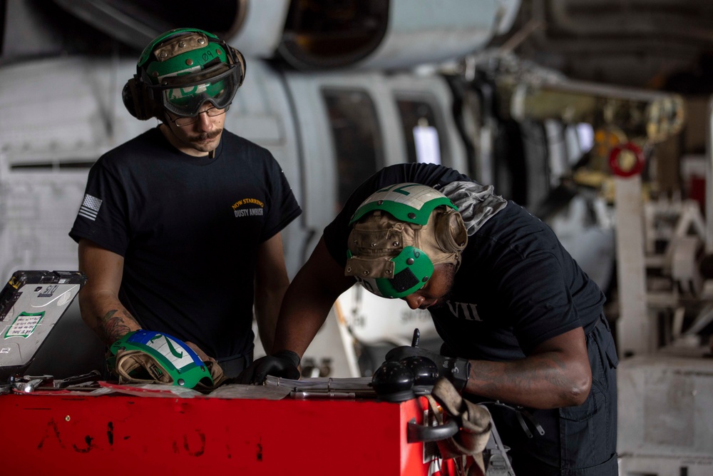 USS Dwight D. Eisenhower Conducts Routine Maintenance in the Red Sea