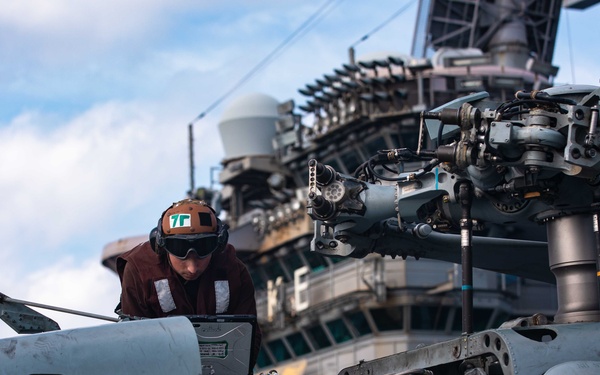 USS Dwight D. Eisenhower Conducts Routine Maintenance in the Red Sea