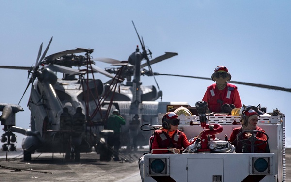 USS Dwight D. Eisenhower Conducts Routine Maintenance in the Red Sea