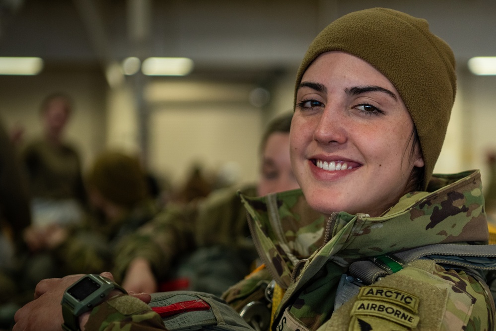 Paratroopers from 11th Airborne take part in all-women jump