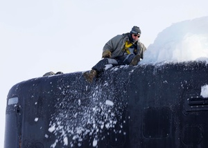 Building an Ice Camp ICEX 2022