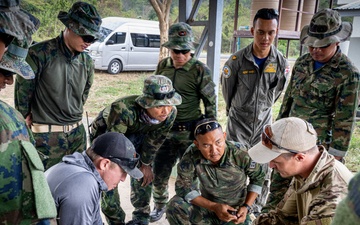 EODMU5 Royal Thai Navy Conduct Surface IED and Conventional Ordnance Training