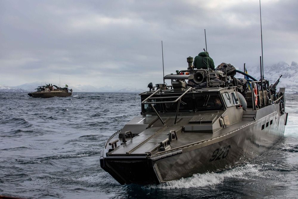 USS Gunston Hall conducts small boat operations in support of Steadfast Defender 24