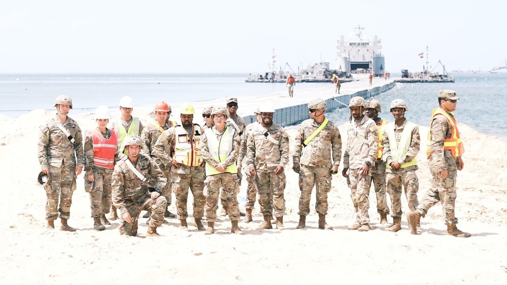 Cross-training exercise allows Soldiers to observe temporary floating pier