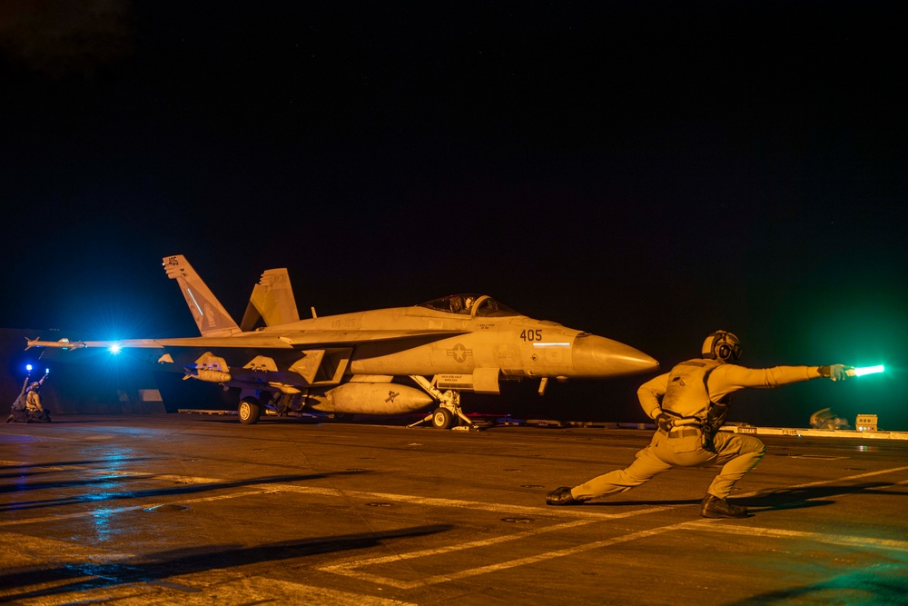 USS Dwight D. Eisenhower Conducts Flight Operations in the Red Sea